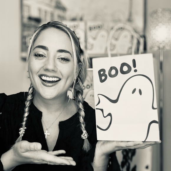 Monday Morning Mystery ⭐️ 3! Starts! Running NOW! @Chef_Nia - Picture 5 of 15